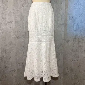 Loungedress 레이스 플레어 스커트
