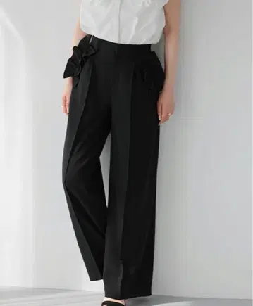 fit more 포켓 프릴 2WAY 와이드 팬츠 블랙