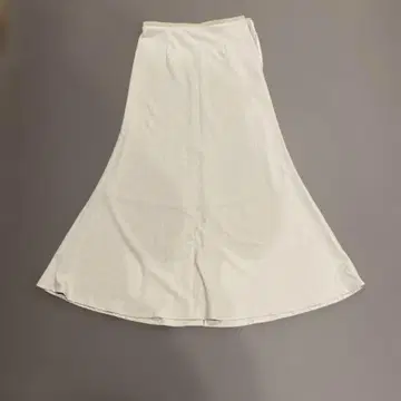Mila Owen 플레어 스커트 라이트 베이지