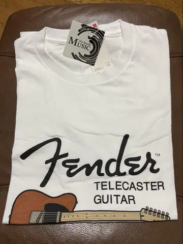 유니클로 펜더 Telecaster Guitar 티셔츠 미사용 새상품