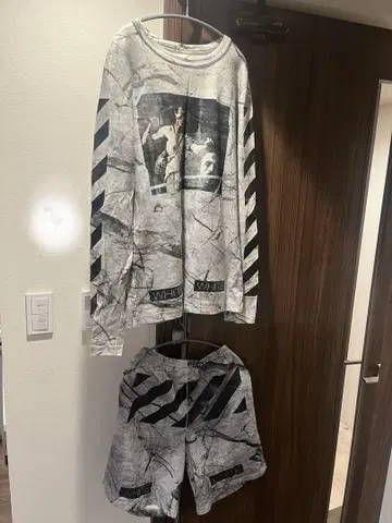 Off-White 셋업