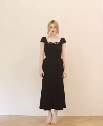andmary 앤드 마리 플로라 바디 드레스 새상품급