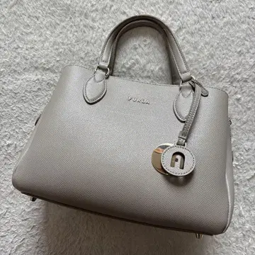 FURLA 미네르바 S 핸드백 숄더 스트랩 손상
