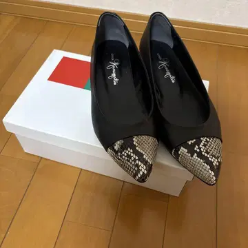 Ginza Kanematsu 스틸레토 펌프스 25