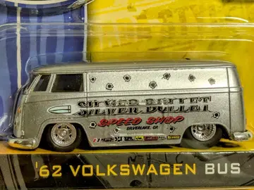 초레어 '62 VOLKSWAGEN BUS