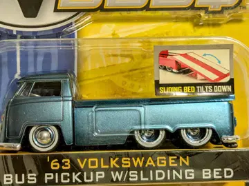 초레어 '63 WAGEN BUS PICKUP W/SLIDING BED