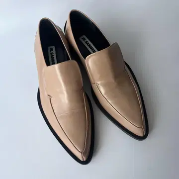JIL SANDER 질 샌더 메탈 스틸레토 로퍼