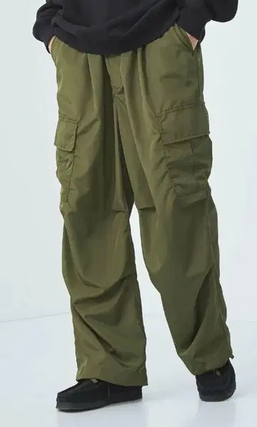 GLR 또는 와이드 카고 팬츠 올리브 L 사이즈