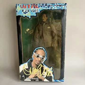 Vital toys 스눕 독 피규어