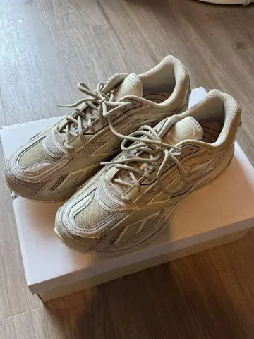 리복 PREMIER ROAD ULTRA 29cm