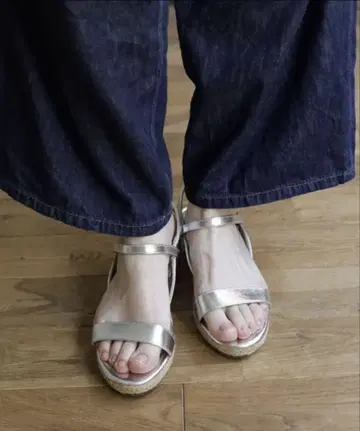 샌들 로우 힐 웨지솔 샌들 여성용 SESTO