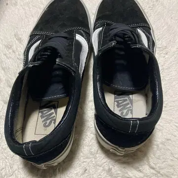 Vans 블랙/화이트 스니커즈 6.5 US