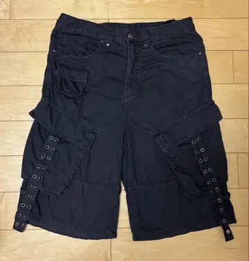 하프 팬츠