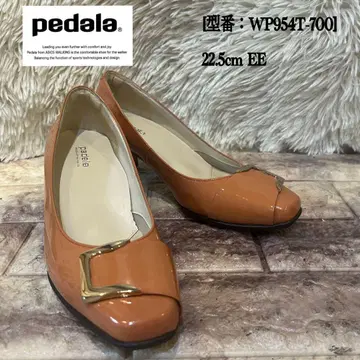 새상품급 페달라 펌프스 WALKING SHOES 22.5cm EE