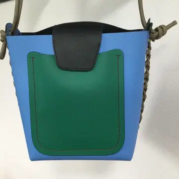 캠퍼 숄더백 파랑과 그린 배색