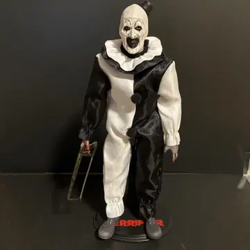 테리퍼 1/6 피규어 받침대 포함