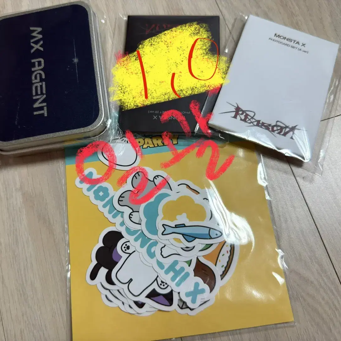 MONSTA X Star 1 4枚のセット MONSTA X | 몬스타엑스 Monsta X Goods #몬스타엑스 on Bunjang
