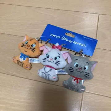 세련된 캣 마리 봉제 인형 배지