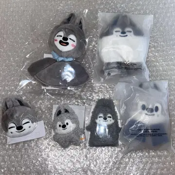 SKZOO 울프 찬 스키즈 누이