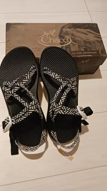 Chaco Z/2 Classic 샌들 8 (USA)