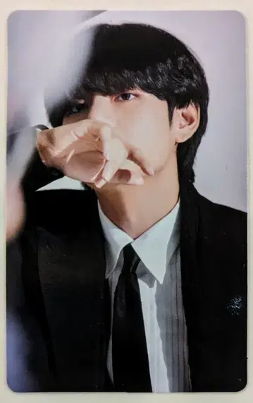 BTS V 2022 THE FACT BTS 포토북 스페셜 에디션 3/7