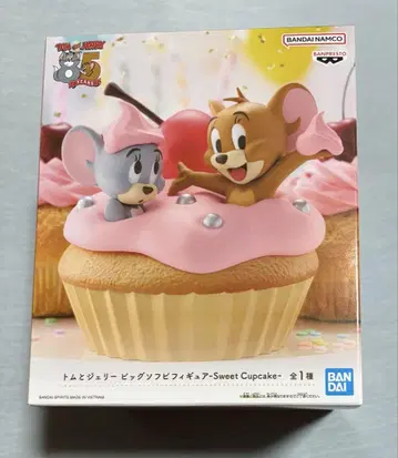 톰과 제리 빅 소프트 비닐 피규어 Sweet Cupcake