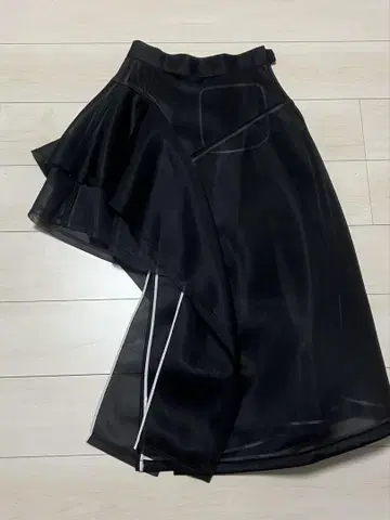 UJOH Random Hem Asymmetry SKT 블랙