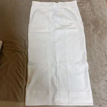 스픽 앤 스팬 스커트