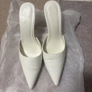 GYDA 샌들 M 사이즈