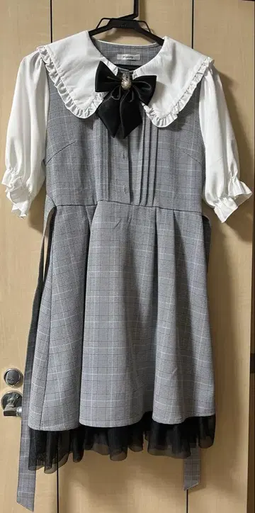 양산형 의류 원피스