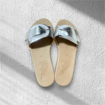 Ancient Greek Sandals 실버 플랫 샌들 36