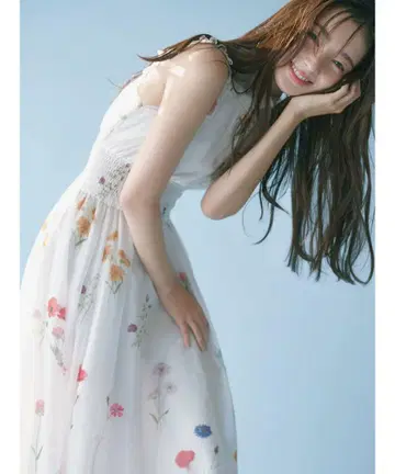 SNIDEL 백 리본 쉬폰 원피스 스나이델
