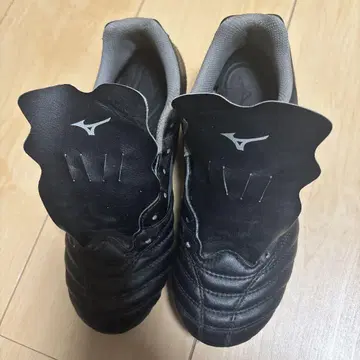 Mizuno 축구화 블랙 22.5cm
