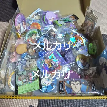 애니메이션 굿즈  장르 무관  묶음 판매  익명 배송