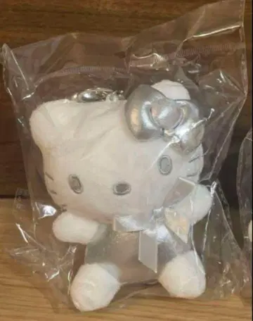 한국 산리오 키티 봉제 인형 키링 실버