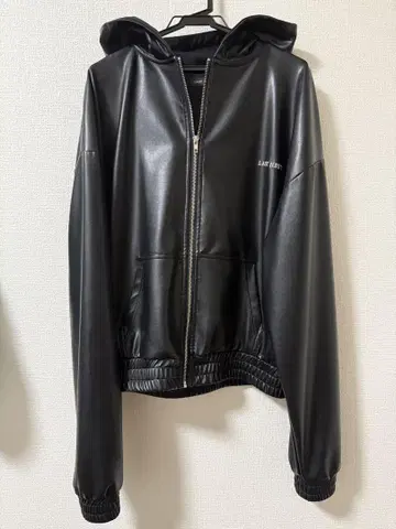 라스트 네스트 레더 지퍼 후드티