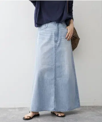 upperhights 별주 LAZYSKIRT