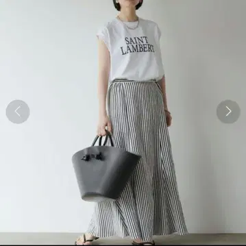 Loungedress 로고 슬리브리스 티셔츠 화이트