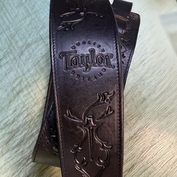 Taylor 가죽 기타 스트랩