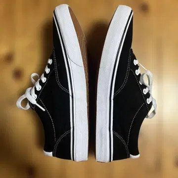 Vans 블랙 캔버스 로우 컷 스니커즈 28cm