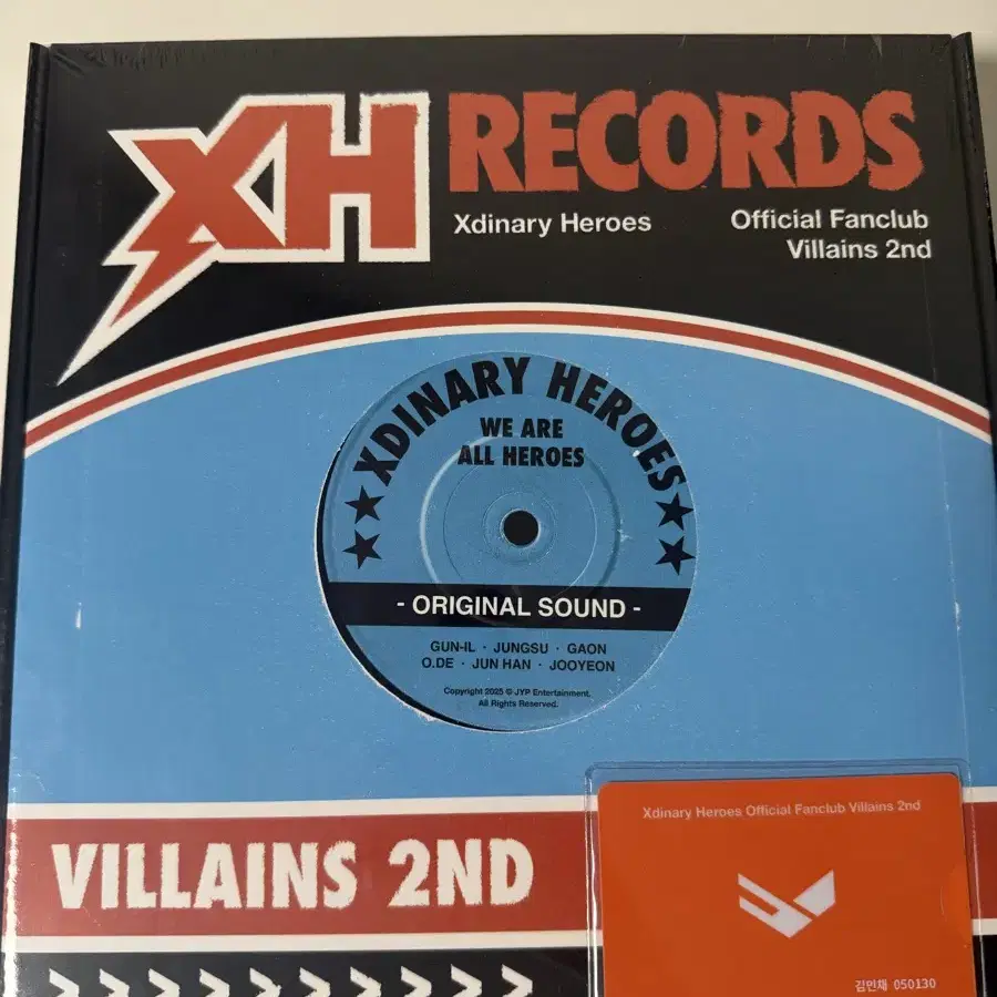 新品Xdinary Heroes ファンクラブグッズVillains 2期キット Xdinary Heroes Official Fan Club Villains 2nd Generation Kit