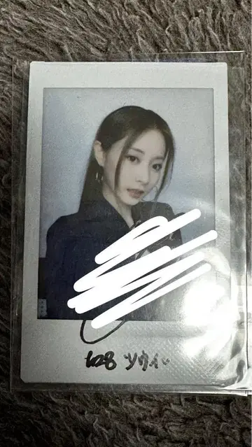 TWICE 친필 사인 폴라로이드 쯔위