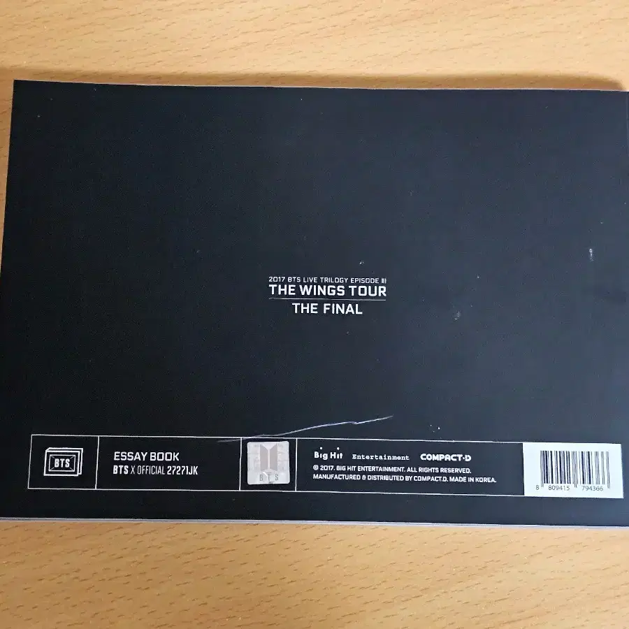 BTS 防弾少年団 WINGS TOUR FINAL ESSAY BOOK JK Official] V Taehyung Essay Book- BTS The WINGS Tour Final