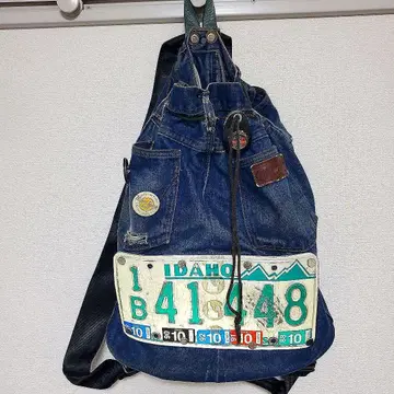Recycle Revolution 빈티지 랭글러 백팩