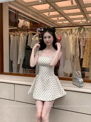 물방울 패턴 슬리브리스 미니 원피스