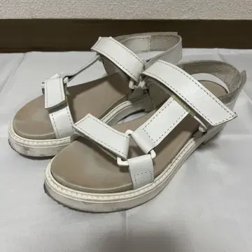 ANTICHI ROMANI 안티키로마니 가죽 샌들 24.5cm