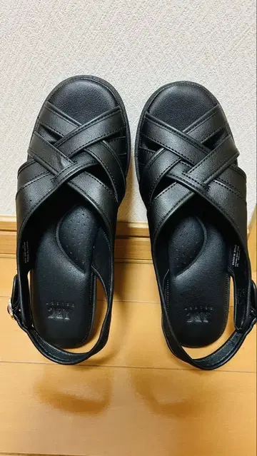 멀티 소프트 샌들 블랙 M