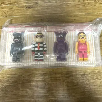 베어브릭 맥도날드 4종 세트