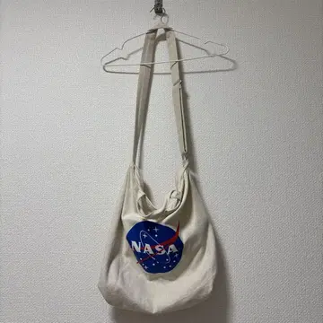 NASA 숄더백