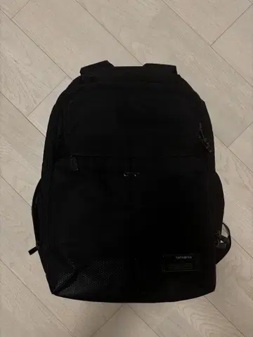 Samsonite 블랙 백팩 슬림 디자인